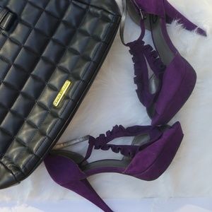 HP❤G by Guess Suede Platform Stilettos-Siz…